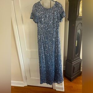 Adrianna Papell Cap Sleeved Sequin Gown